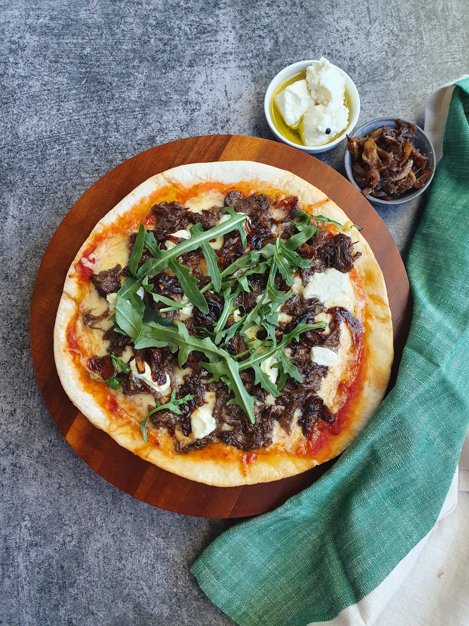 Pulled Brisket, Caramelised Onion & Goats Cheese Pizza